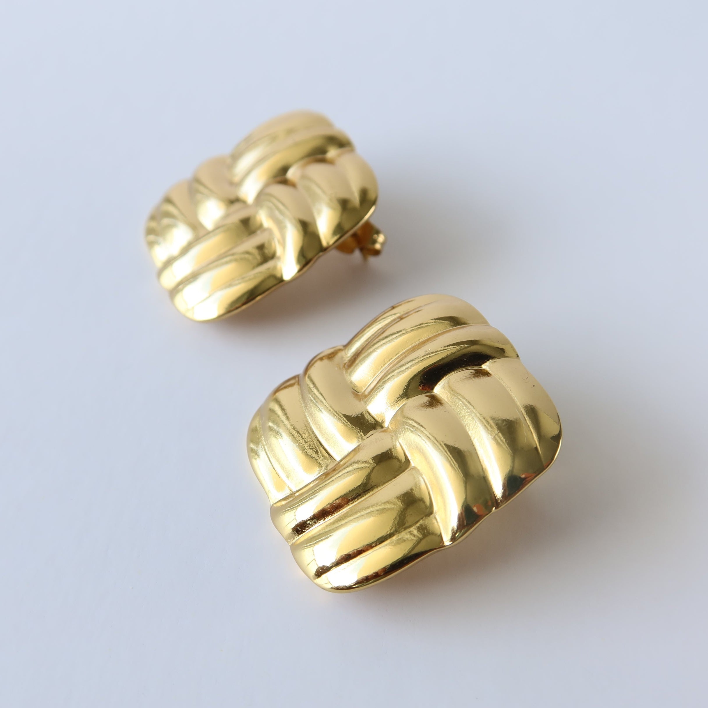 TRIK EARRINGS