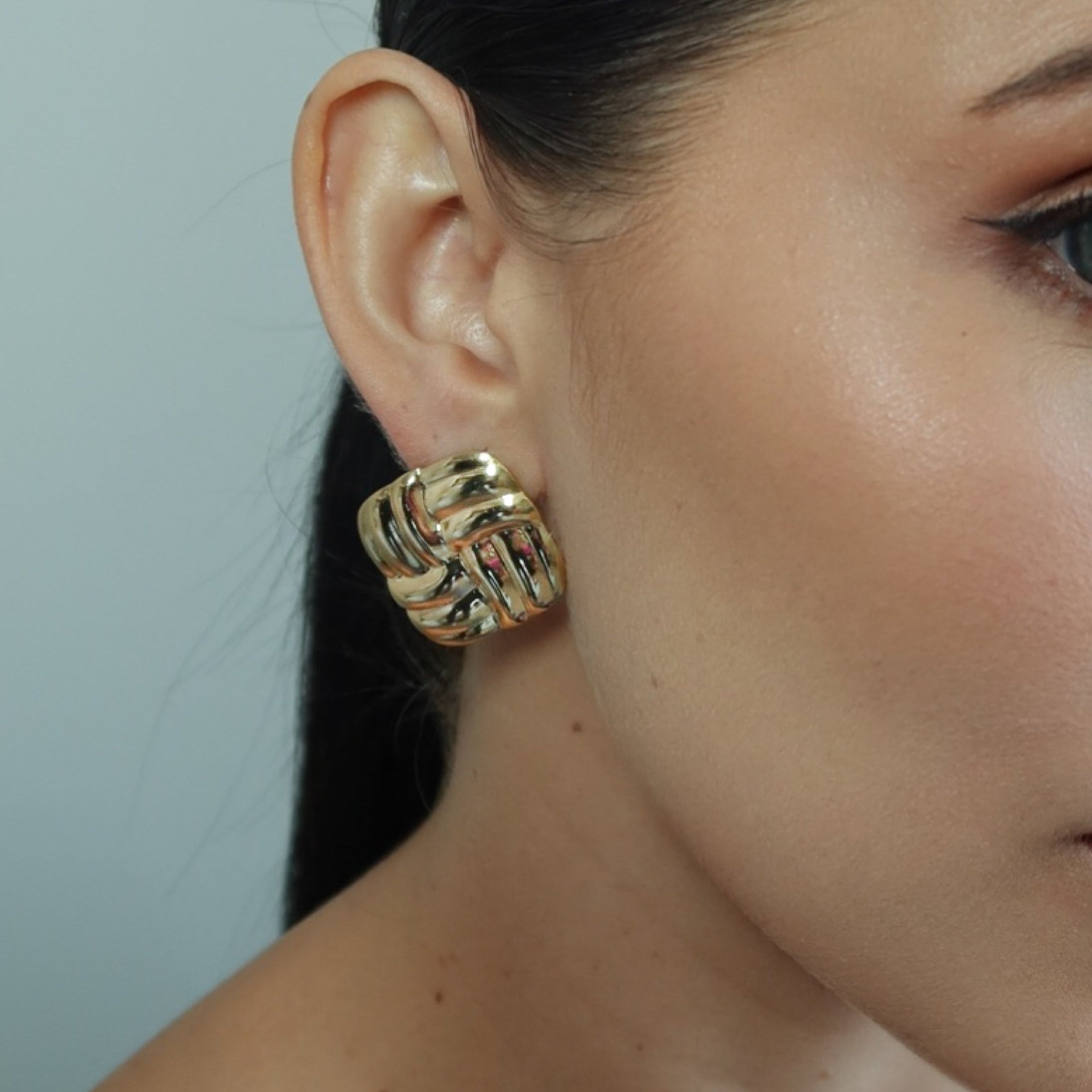 TRIK EARRINGS