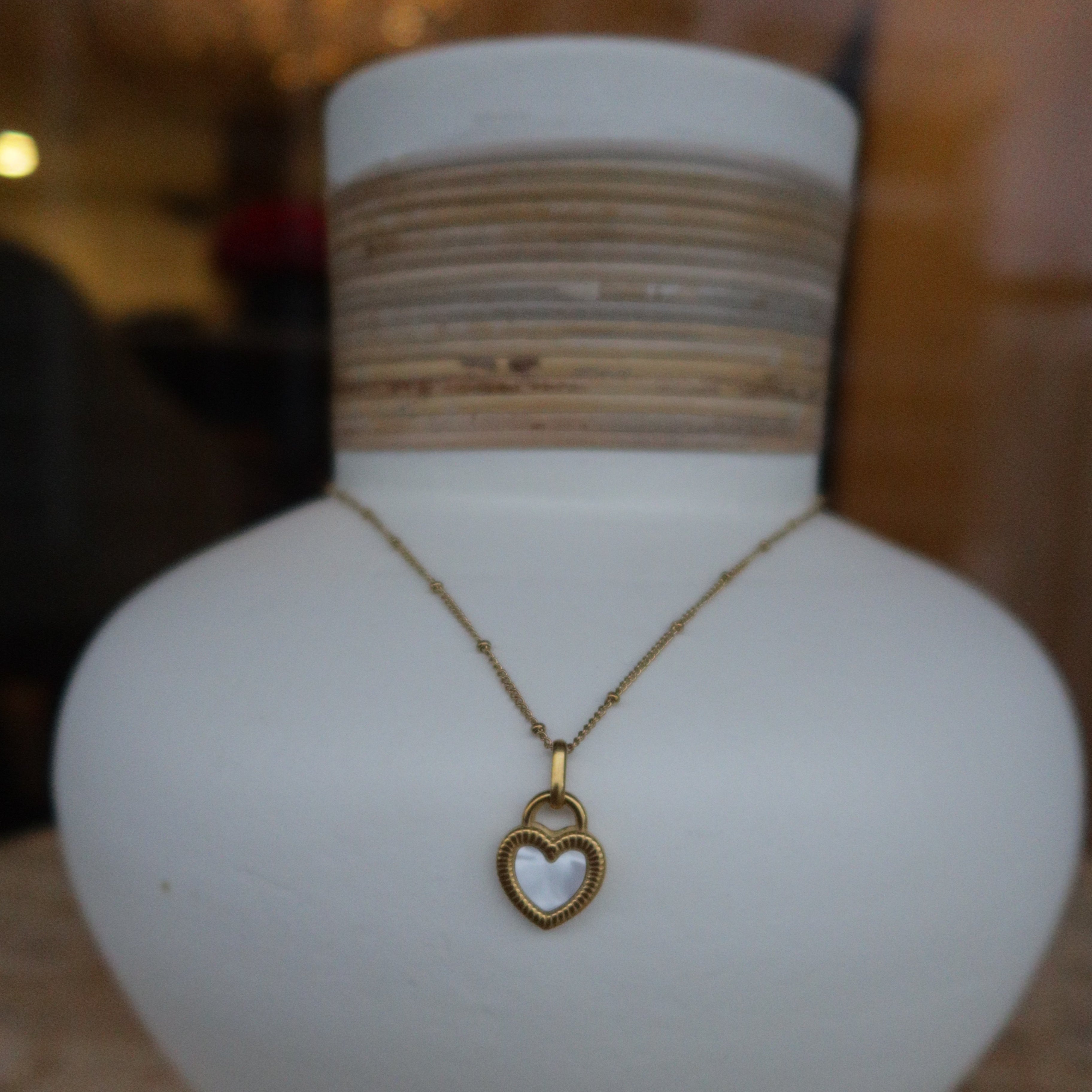 ALMA NECKLACE