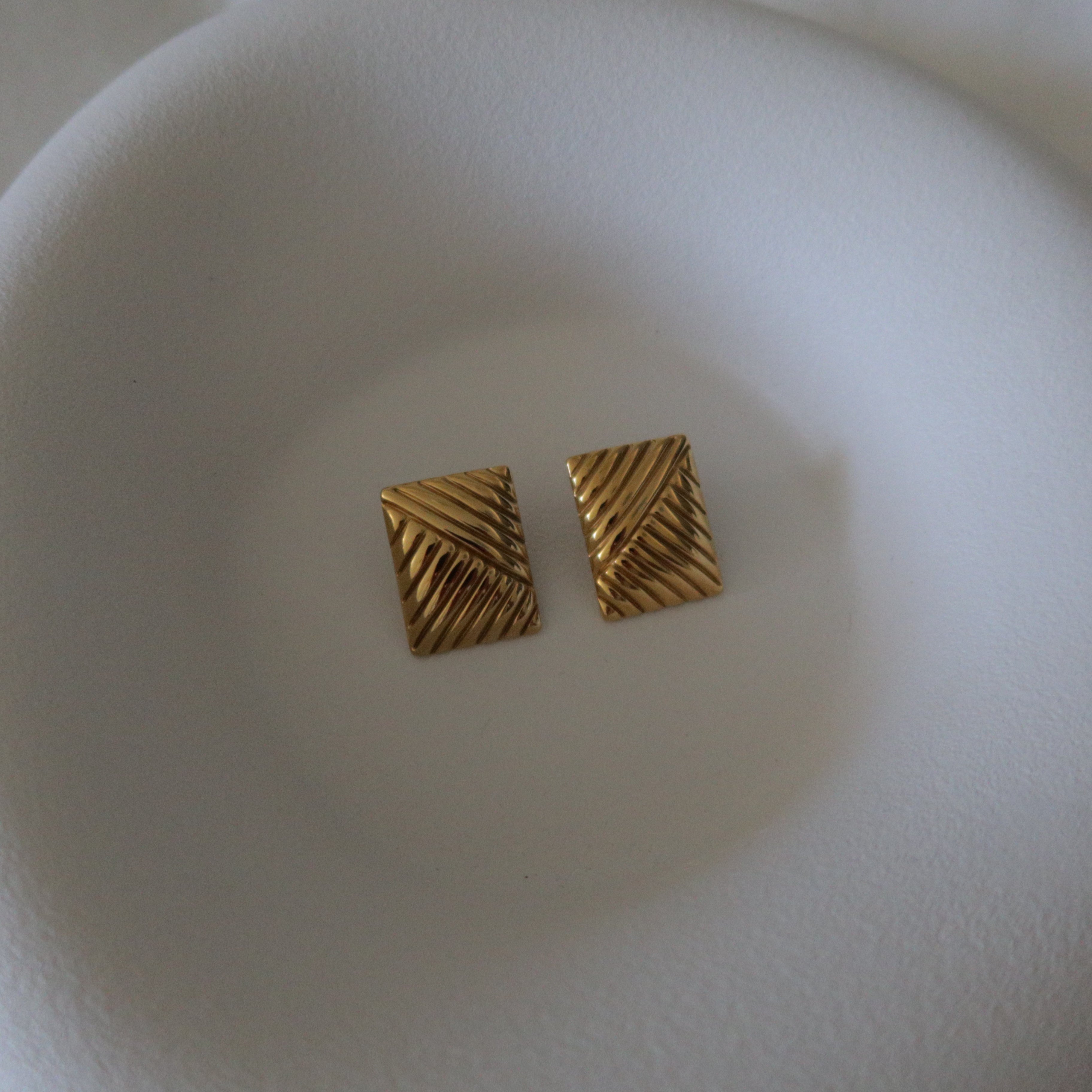 ELEA EARRINGS