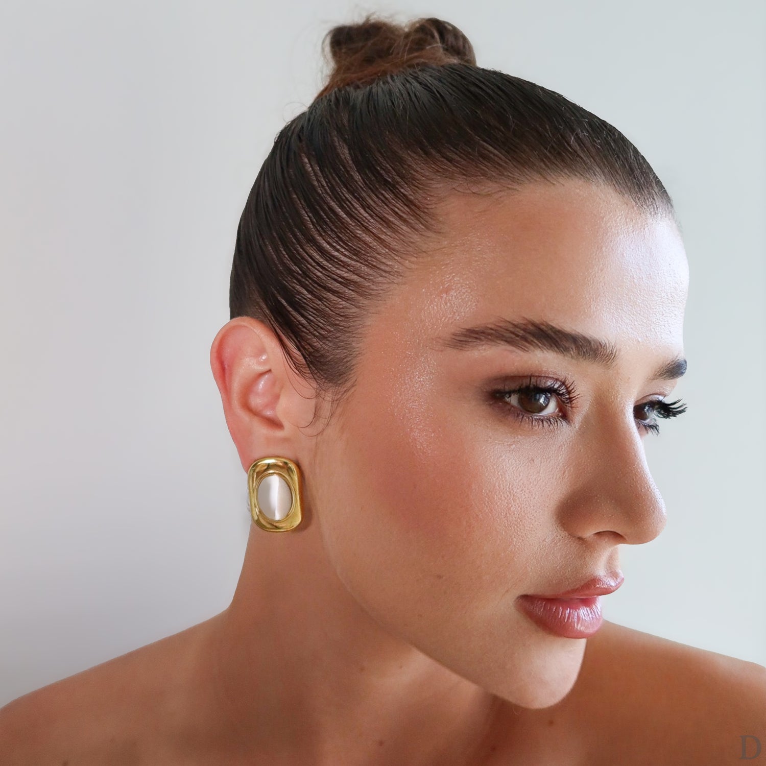 VANILLA EARRINGS