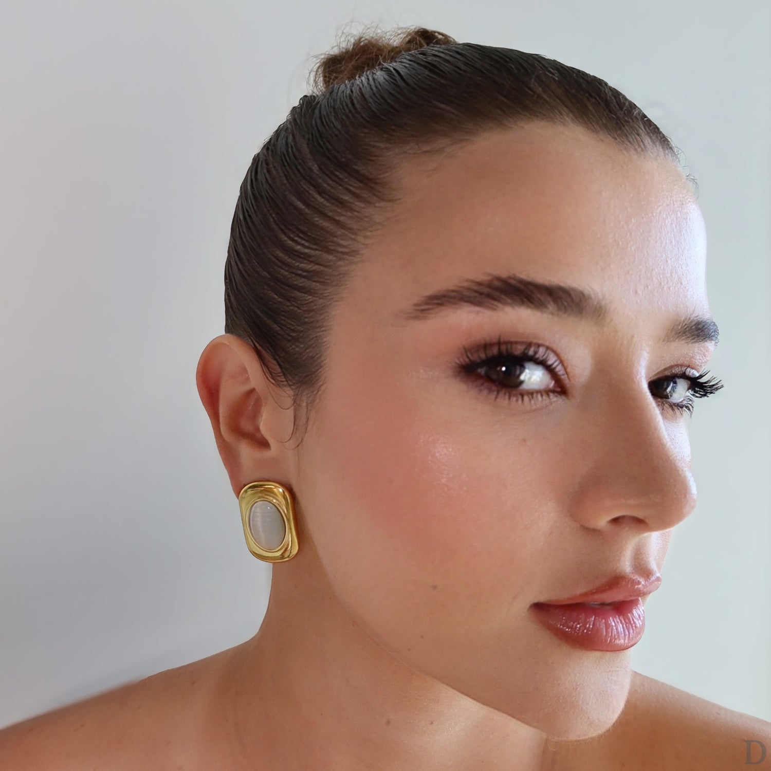 VANILLA EARRINGS