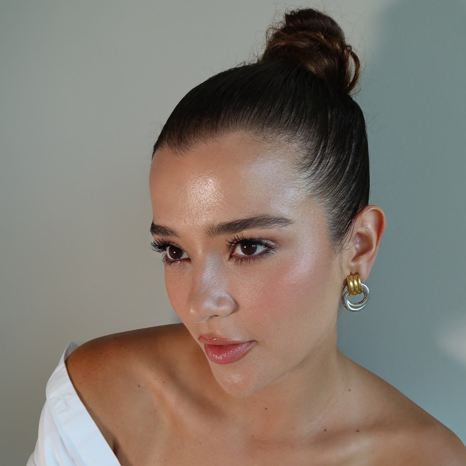 TWIST EARRINGS