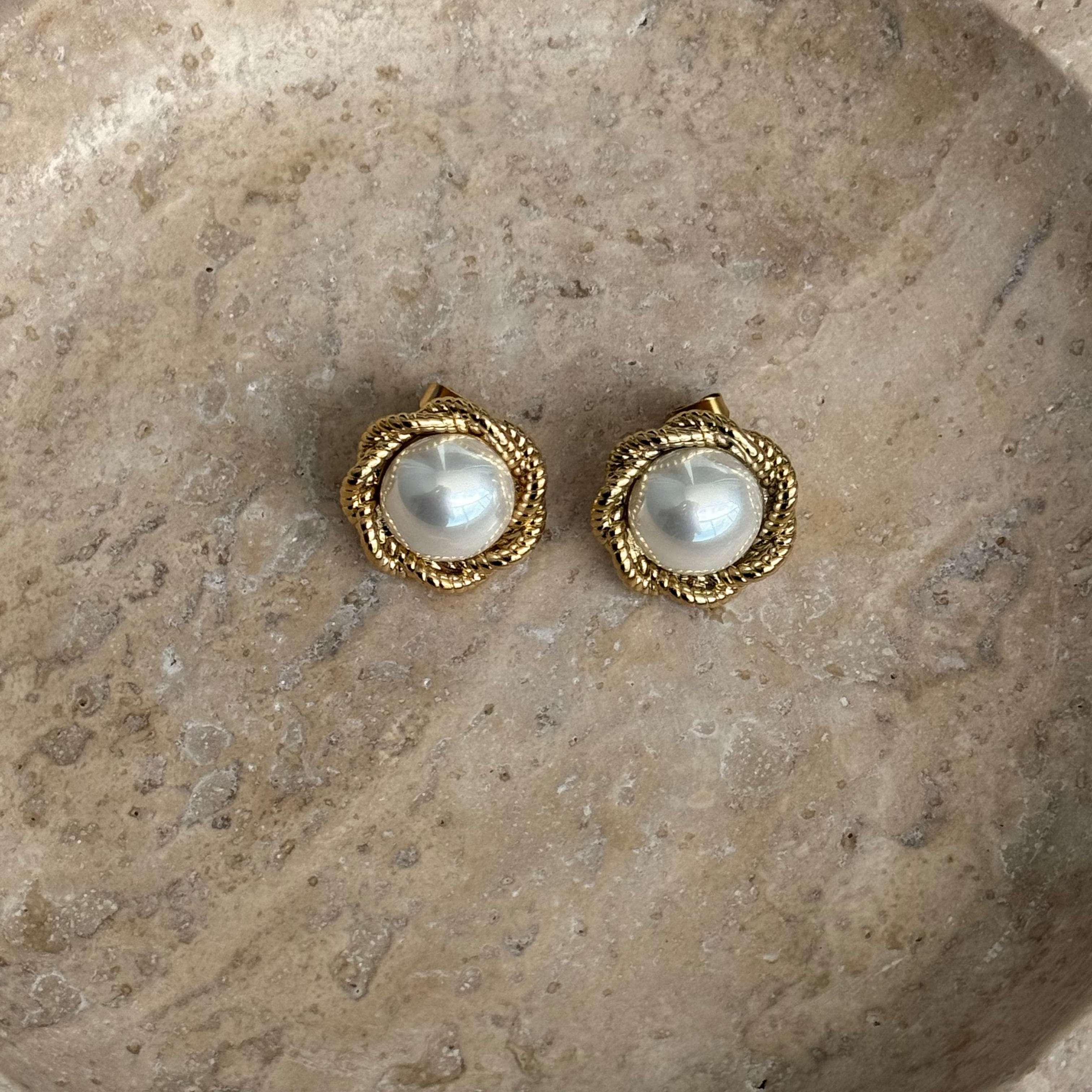 BISCUIT EARRINGS