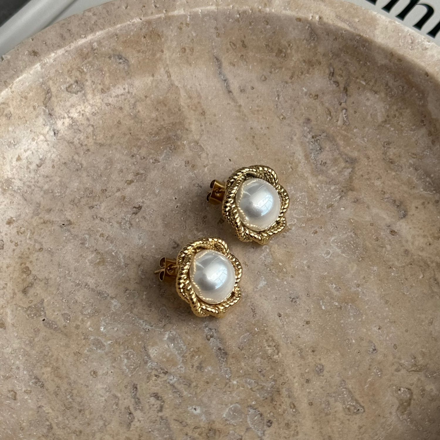 BISCUIT EARRINGS